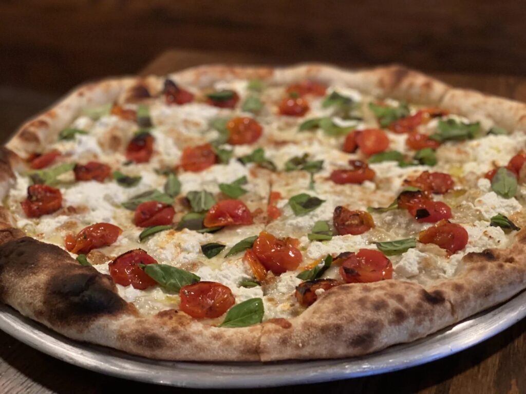 Endwell Taverna photo from its own website